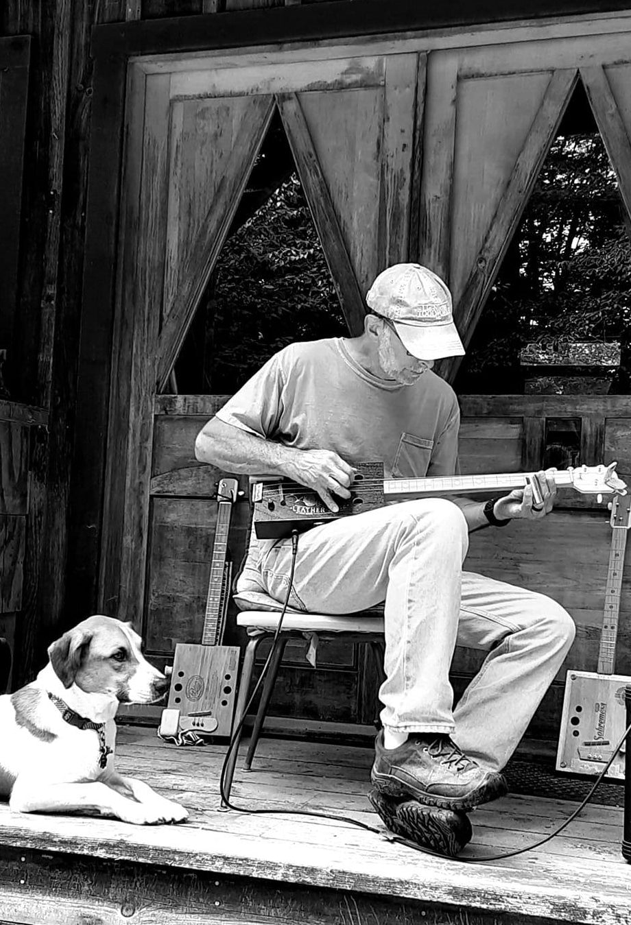 Maine, Bridgton, Feathercrest Guitars, William Janelle