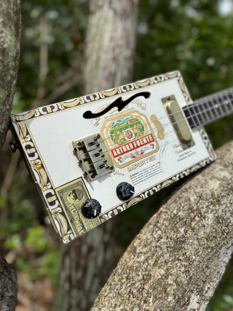 "The Iconic" Fuente 3 or 4 String CBG