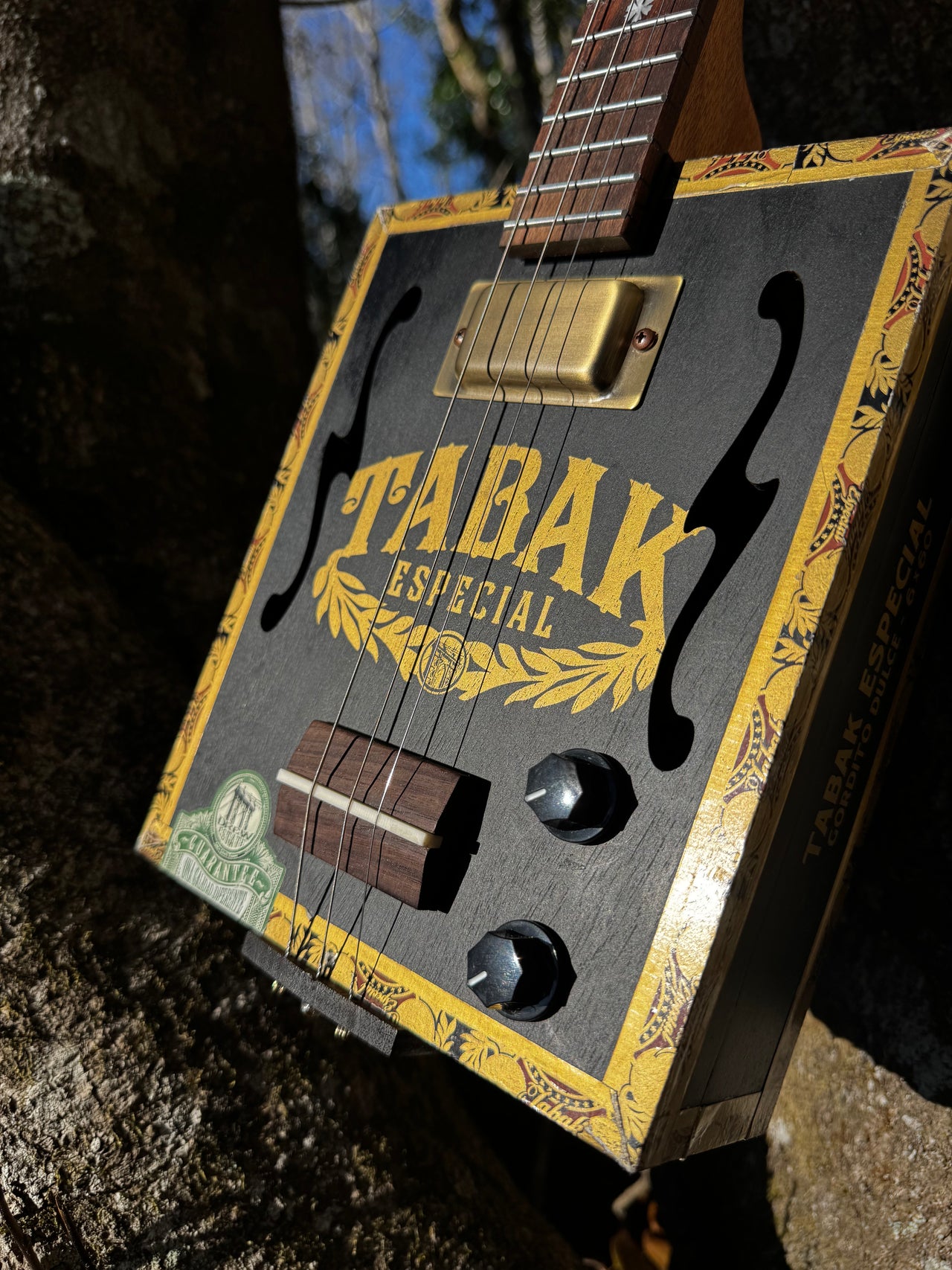 Tabak 3 string