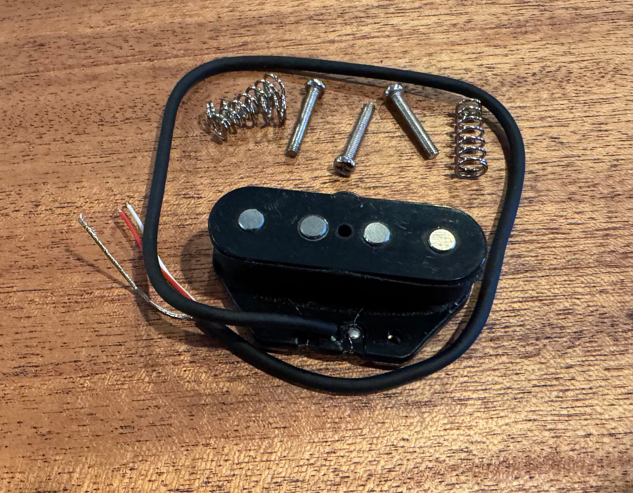 Master Blaster Pickup with Flag Trim Ring