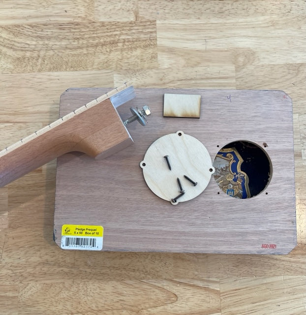Carillo Pledge Box and Neck
