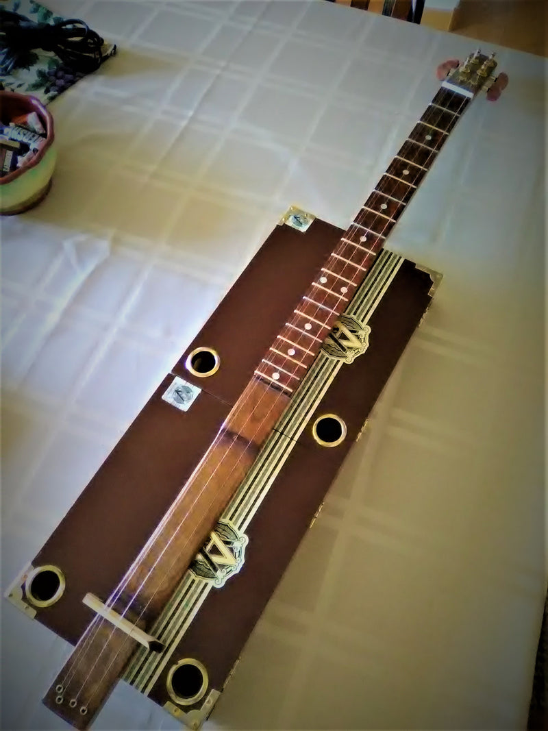 South Dakota, Spearfish, Beetle Tune Guitars, Richard Rutherford